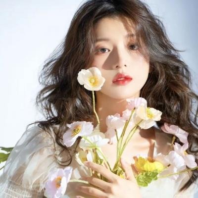 布兰卡和弹吉他的人